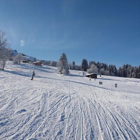 Chalet On The Ski Slope In St Johann In Tyrol Apfeldorf Eksteriør billede