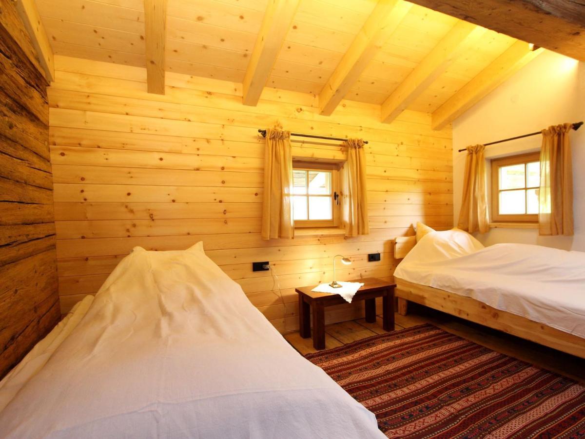 Chalet On The Ski Slope In St Johann In Tyrol Apfeldorf Eksteriør billede