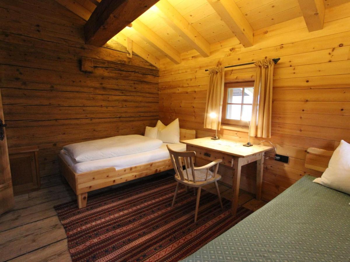 Chalet On The Ski Slope In St Johann In Tyrol Apfeldorf Eksteriør billede