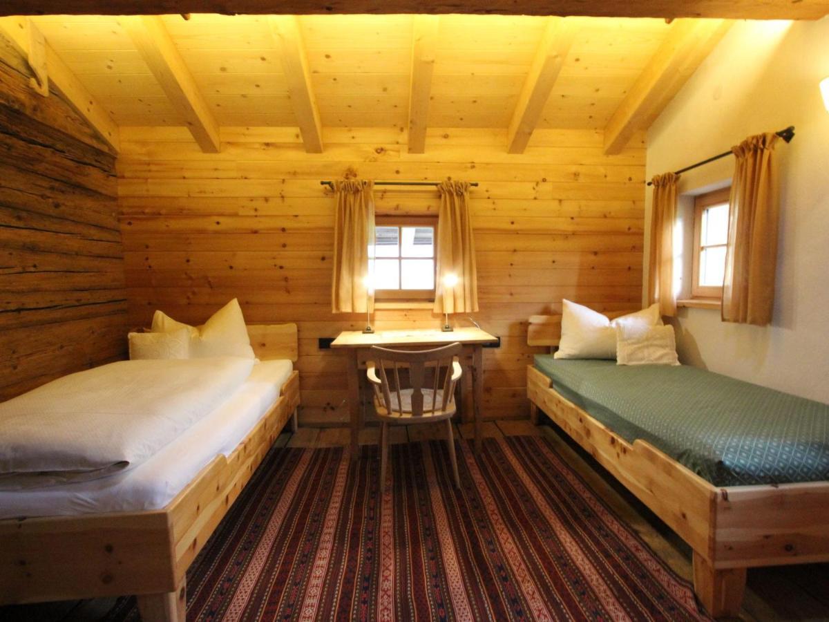 Chalet On The Ski Slope In St Johann In Tyrol Apfeldorf Eksteriør billede