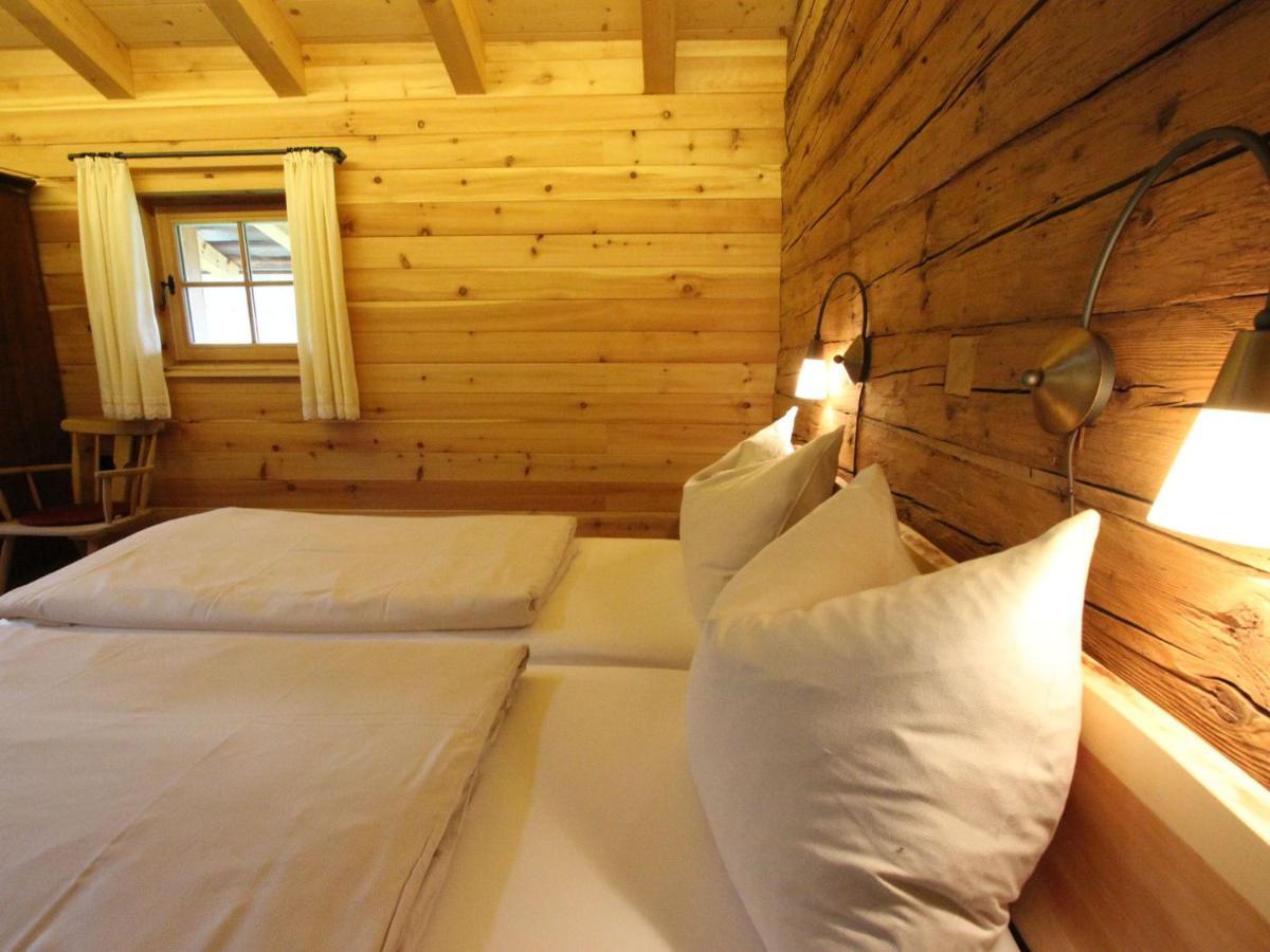 Chalet On The Ski Slope In St Johann In Tyrol Apfeldorf Eksteriør billede